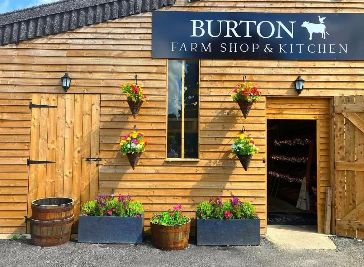 Mulberry House Farm Mulberry Lodge Chippenham  Bagian luar foto